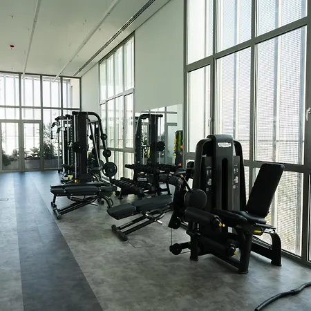 公寓 Wealthystays 2br Flat, Gym, 11th Floor, Center